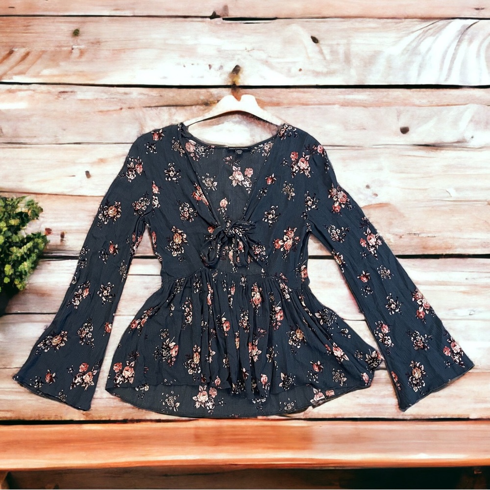 American Eagle Blue/Floral Blouse - Picture 1 of 4